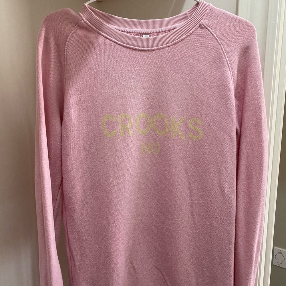 crooks & castles no love pink crewneck